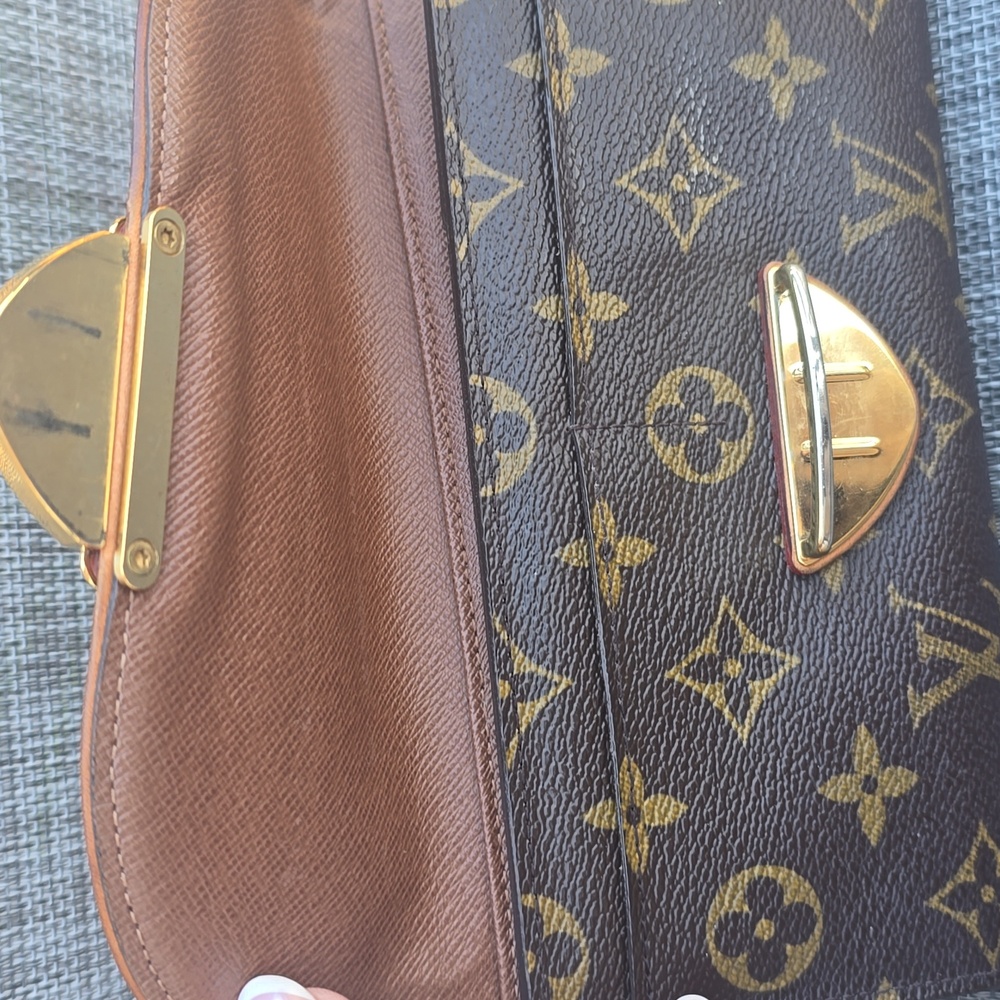 * EUC * Louis Vuitton Eugenie Monogram Wallet - Picture 3 of 14